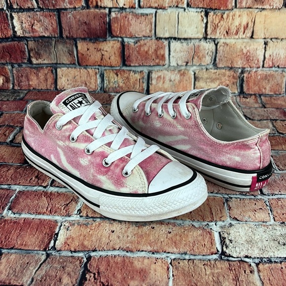 CONVERSE ALLSTAR CHUCK TAYLORS YOUTH SIZE 4 GUC - Picture 1 of 12